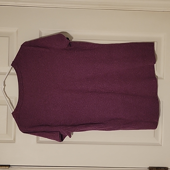 Mossimo tee - Picture 3 of 3